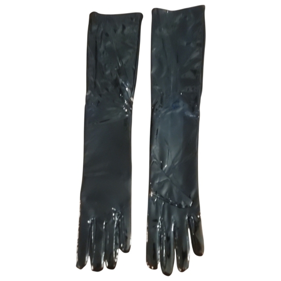 Elegant Black faux patent Leather opera Gloves costume performance nwt - Picture 2 of 3